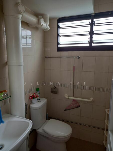 639 Ang Mo Kio Avenue 6, 639 Ang Mo Kio Avenue 6, Room Rental, 110 sqft, HDB Flat For Rent, by Selena Yap, 25218825 - PropertyGuru.com.sg