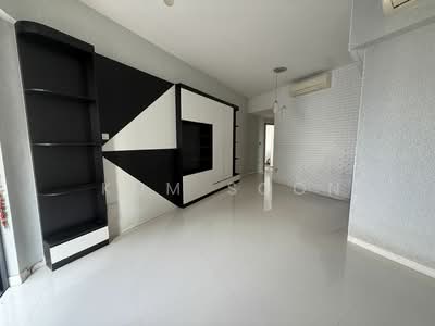 For Sale - d'Leedon (Former Farrer Court)