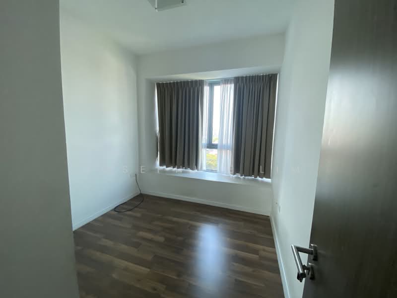 Hundred Trees, 83 West Coast Drive, 3 Bedrooms, 1,302 sqft, Condominium For Rent, by Josephine Lim, 25220018 - Bedroom - PropertyGuru.com.sg