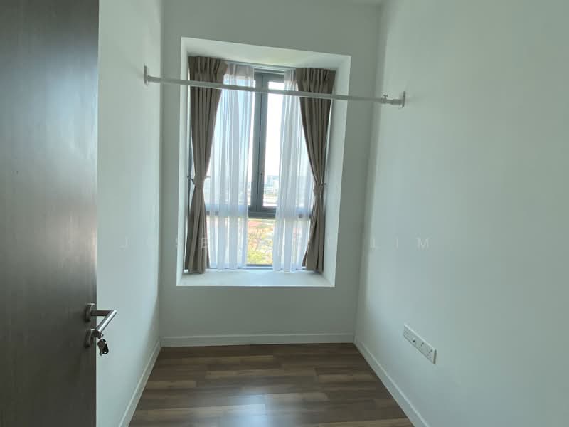 Hundred Trees, 83 West Coast Drive, 3 Bedrooms, 1,302 sqft, Condominium For Rent, by Josephine Lim, 25220018 - Study room - PropertyGuru.com.sg