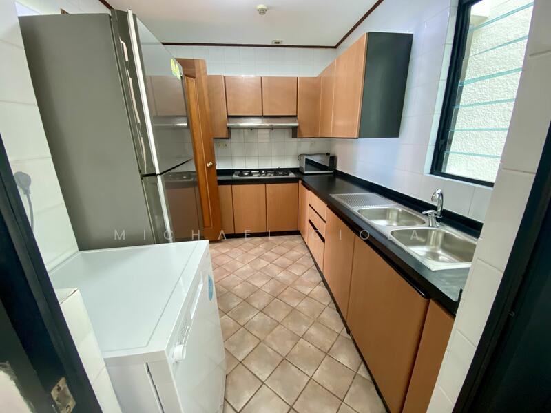 Spring Grove, 53 Grange Road, 2 Bedrooms, 1,012 sqft, Condominium For Rent, by Michael Ciola, 25220754 - PropertyGuru.com.sg