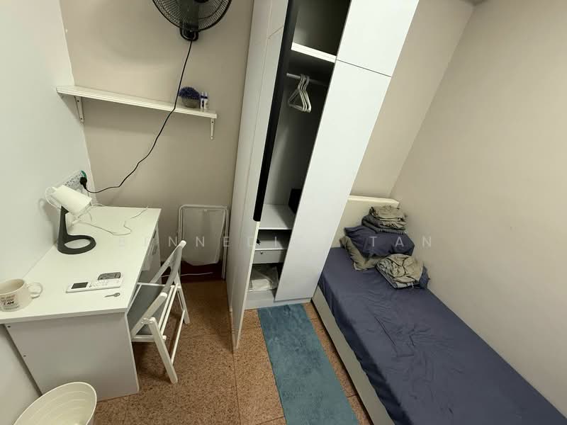 Springdale Condo, 51 Hindhede Walk, Room Rental, 180 sqft, Condominium For Rent, by Bennedict Tan, 25220859 - PropertyGuru.com.sg