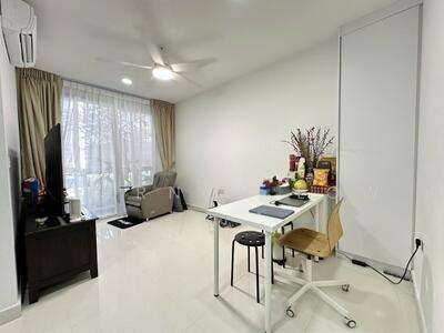 For Sale - Kensington Square