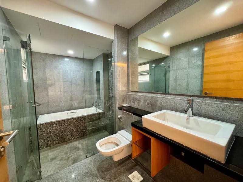 THE LINEAR, UPPER BUKIT TIMAH ROAD, Dairy Farm / Bukit Panjang / Choa Chu Kang, 2 Bedrooms, 1,023 sqft, Condominium For Sale, by Aw Hui Koon, 25221573 - PropertyGuru.com.sg