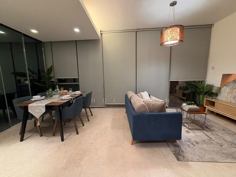 THE LINEAR, UPPER BUKIT TIMAH ROAD, Dairy Farm / Bukit Panjang / Choa Chu Kang, 2 Bedrooms, 1,023 sqft, Condominium For Sale, by Aw Hui Koon, 25221573 - Living Room - PropertyGuru.com.sg