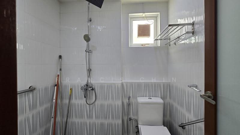 Euphony Gardens, 7 Jalan Mata Ayer, Sembawang / Yishun, 4 Bedrooms, 2,056 sqft, Condominium For Rent, by Francis Chin, 25222533 - Bathroom - PropertyGuru.com.sg