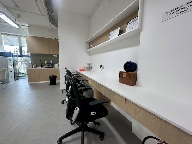 Trivex, 8 Burn Road, 1,001 sqft, Light Industrial (B1) For Sale, by Wara A, 25222569 - CommercialGuru.com.sg