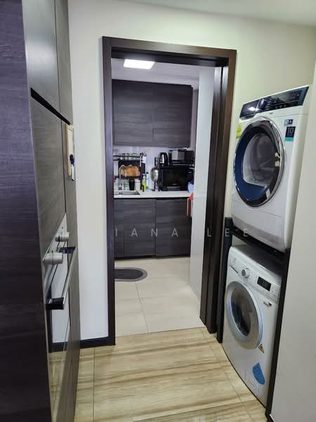 Sims Urban Oasis, 4 Sims Drive, 3 Bedrooms, 1,023 sqft, Condominium For Rent, by Juliana Lee, 25223112 - PropertyGuru.com.sg