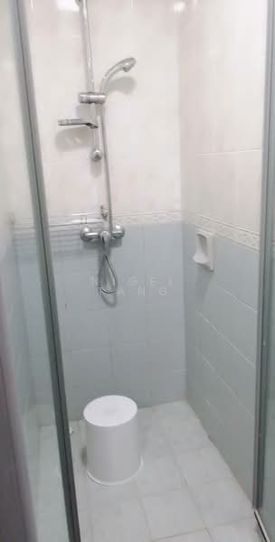 Simsville, 2 Geylang East Avenue 2, Room Rental, 120 sqft, Condominium For Rent, by Nigel Tang, 25223427 - PropertyGuru.com.sg