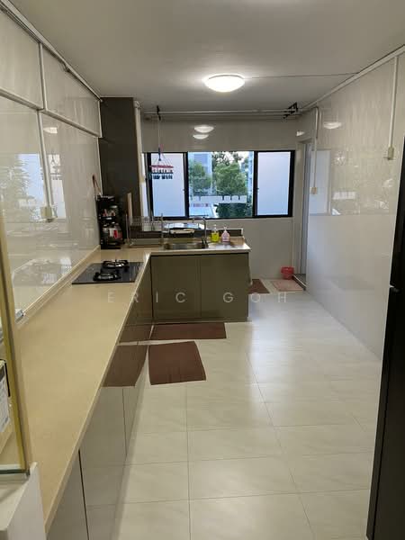 For Rent - 143 Bukit Batok Street 11