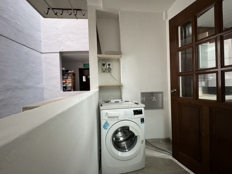 Robin Regalia, 35 Robin Road, 3 Bedrooms, 1,055 sqft, Condominium For Rent, by Cedric Chan, 25224636 - PropertyGuru.com.sg