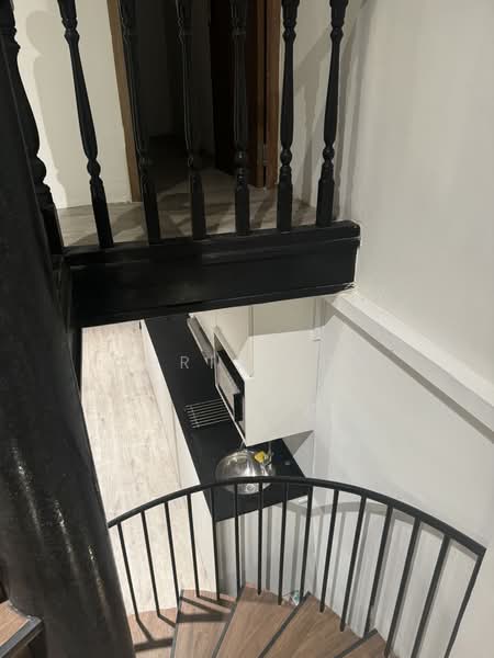5 bedroom near Tekka Place for rent, , 5 Bedrooms, 900 sqft, Shophouse For Rent, by Chris Goh, 25224661 - PropertyGuru.com.sg