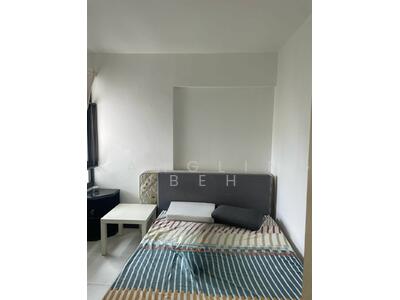 For Rent - 490 Admiralty Link