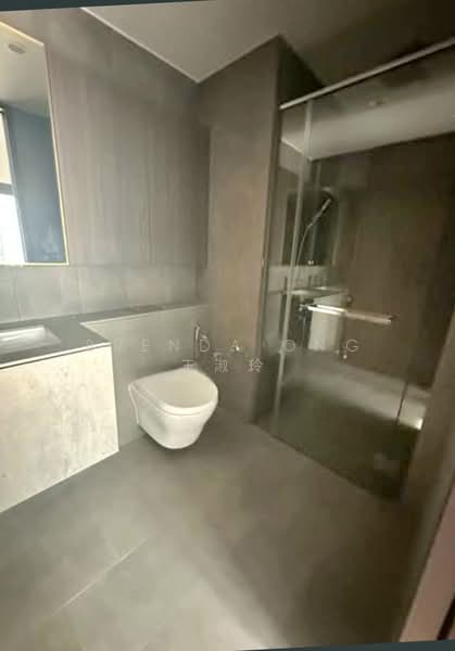 Midtown Modern, 18 Tan Quee Lan Street, 2 Bedrooms, 635 sqft, Condominium For Sale, by Brenda Ong 王淑玲, 25225578 - Bathroom - PropertyGuru.com.sg