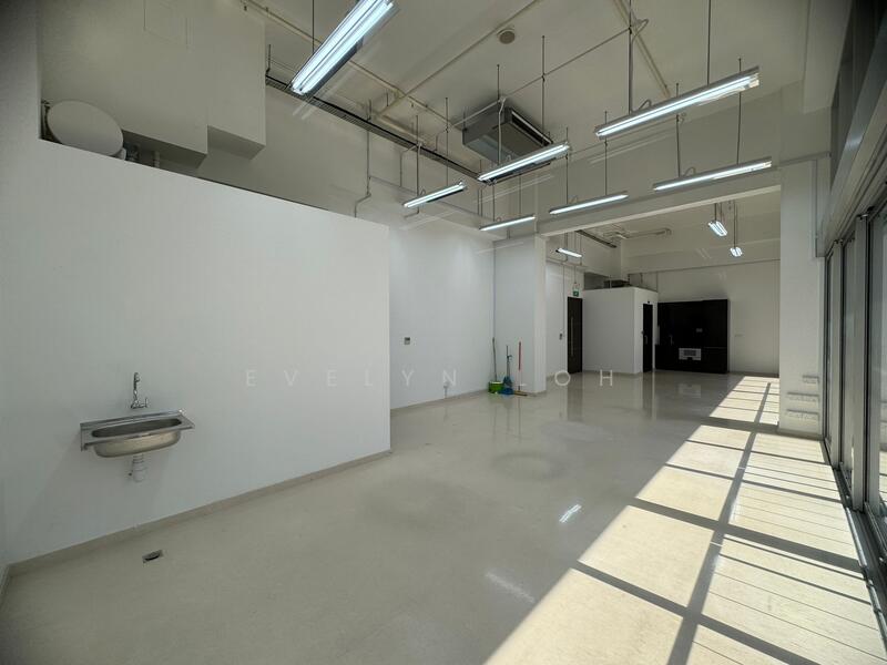 Eon Shenton, 70 Shenton Way, 1,033 sqft, Office For Sale, by Evelyn Loh, 25225636 - CommercialGuru.com.sg