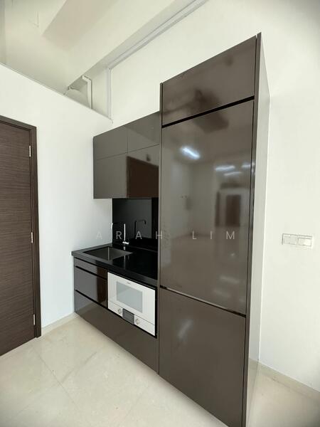 Eon Shenton, 70 Shenton Way, 1,033 sqft, Office For Sale, by Sarah Lim, 25225756 - CommercialGuru.com.sg