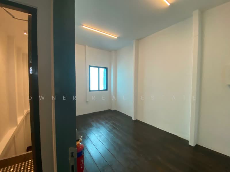 North Bridge Road, , 200 sqft, Shop / Shophouse For Rent, by JT, 25226479 - CommercialGuru.com.sg