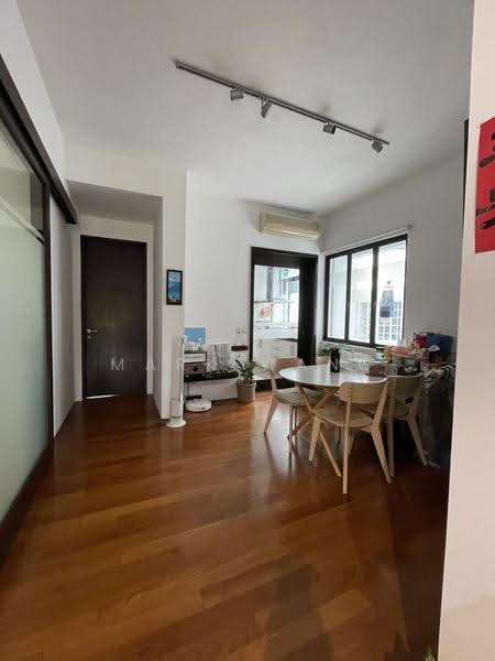 Orchid Apartment, 50A Eng Neo Avenue, Newton / Novena, 3 Bedrooms, 1,356 sqft, Apartment For Rent, by Mark Wang, 25226829 - Dining Room - PropertyGuru.com.sg