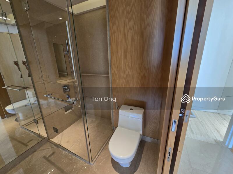 En-suite bath for common bedrooms