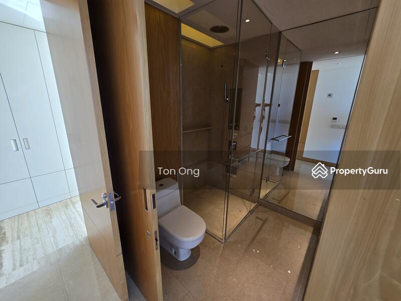 En-suite bath for common bedrooms