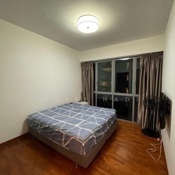 Seastrand, 13 Pasir Ris Link, 3 Bedrooms, 1,109 sqft, Condominium For Rent, by Syarif Hadi, 25226913 - PropertyGuru.com.sg