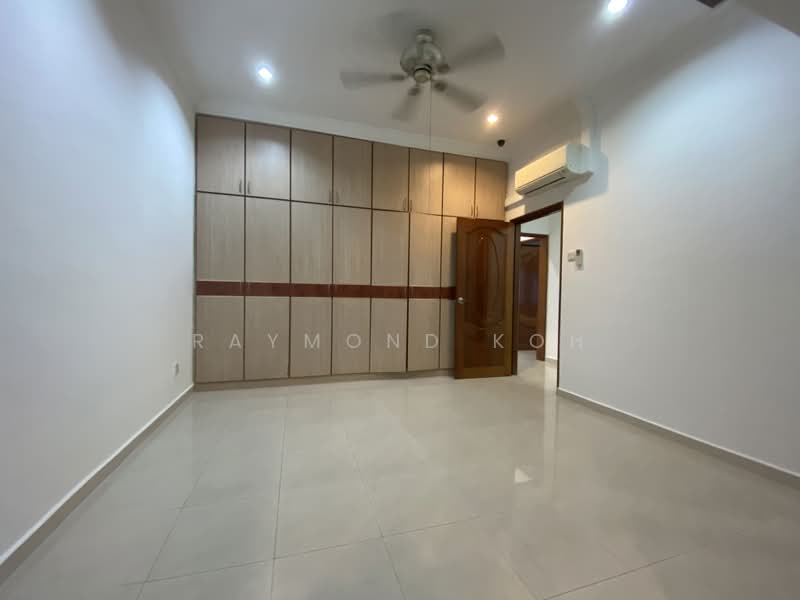 Serangoon Garden Estate, 39 Kingswear Avenue, 3 Bedrooms, 1,700 sqft, Terraced House For Rent, by Raymond Koh, 25227366 - PropertyGuru.com.sg