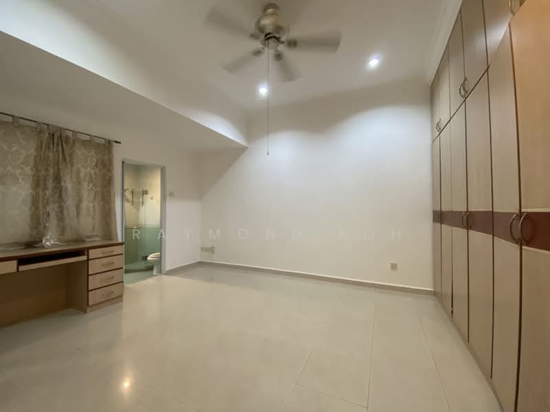 Serangoon Garden Estate, 39 Kingswear Avenue, 3 Bedrooms, 1,700 sqft, Terraced House For Rent, by Raymond Koh, 25227366 - PropertyGuru.com.sg