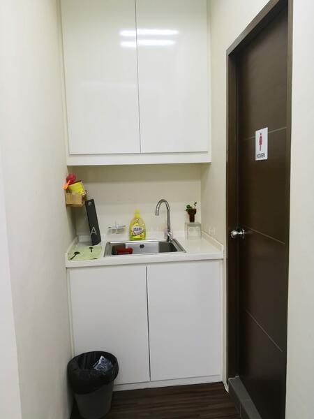 E-Centre @ Redhill, 3791 Jalan Bukit Merah, 2,120 sqft, Light Industrial (B1) For Sale, by Adam Oh, 25227394 - CommercialGuru.com.sg