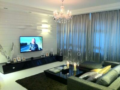 For Rent - 18C Holland Drive