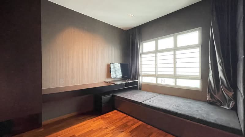 For Rent - 18C Holland Drive