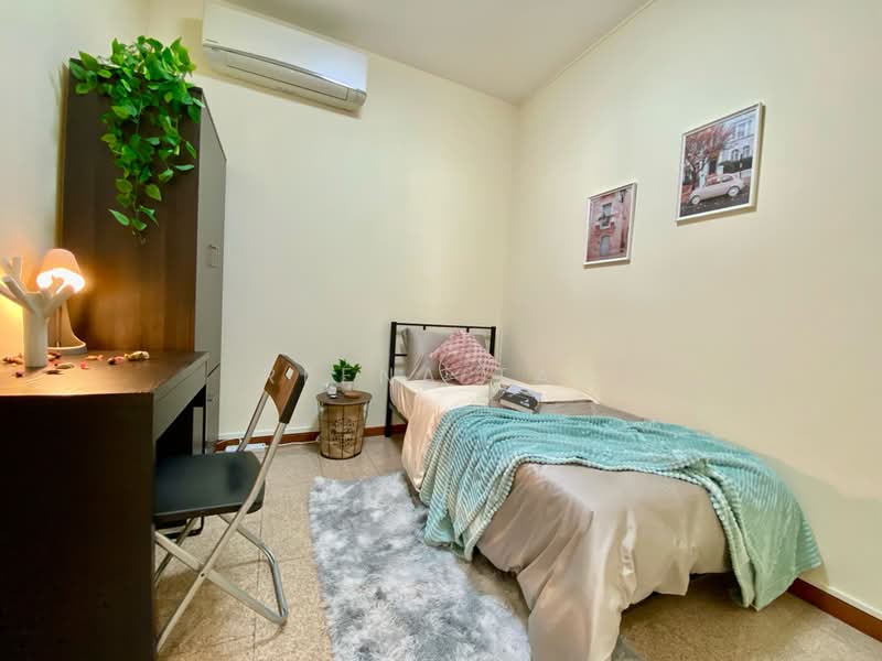 Queens, 16 Stirling Road, Room Rental, 150 sqft, Condominium For Rent, by Reena Tan, 25228136 - PropertyGuru.com.sg