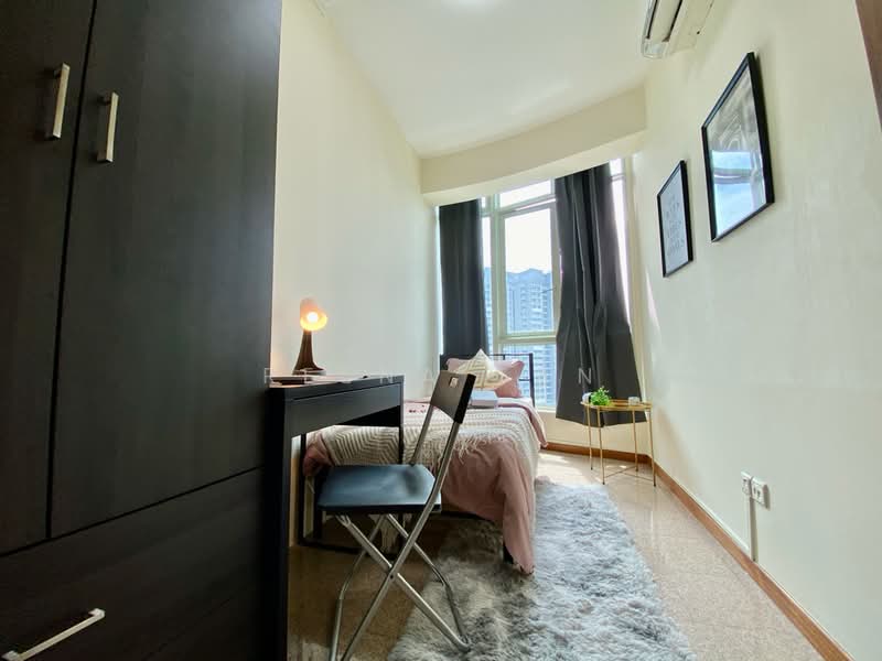 Queens, 16 Stirling Road, Room Rental, 150 sqft, Condominium For Rent, by Reena Tan, 25228136 - PropertyGuru.com.sg