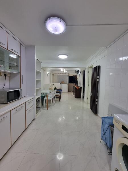 21 Dover Crescent, 21 Dover Crescent, 2 Bedrooms, 700 sqft, HDB Flat For Rent, by James Chui, 25228274 - PropertyGuru.com.sg