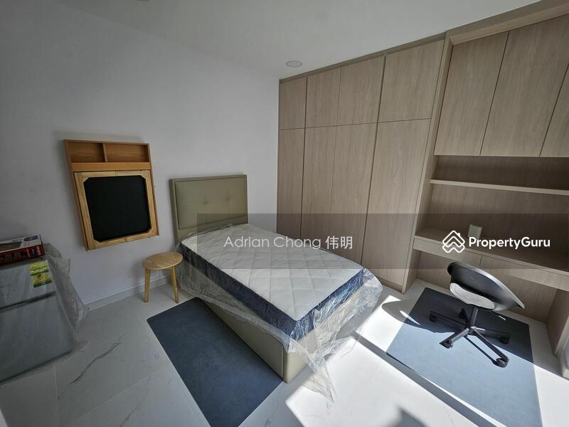 For Rent - Golden Shower Park