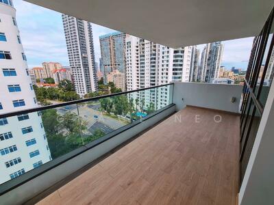 For Sale - 8 Saint Thomas