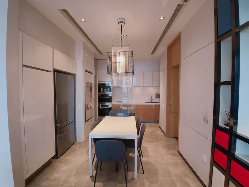 For Sale - Nouvel 18