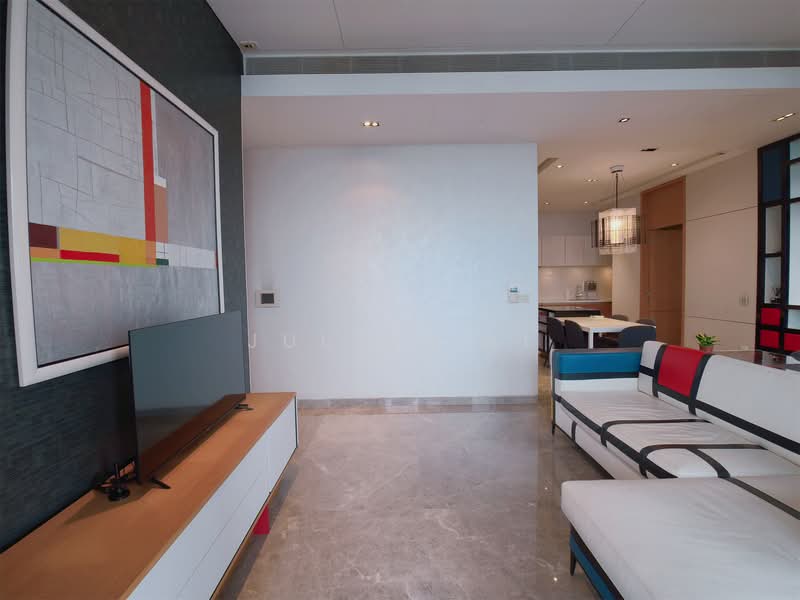 For Sale - Nouvel 18