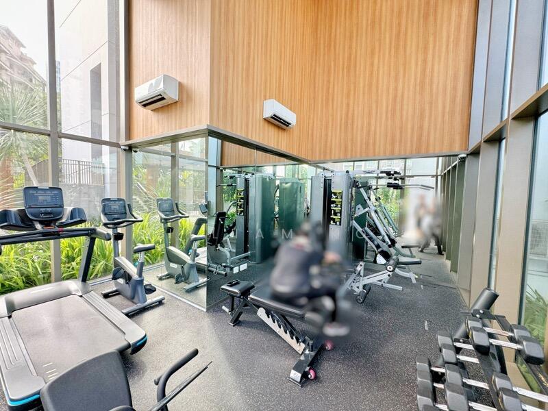 6 Derbyshire Condominium For Sale at S$ 1,950,000 | PropertyGuru Singapore