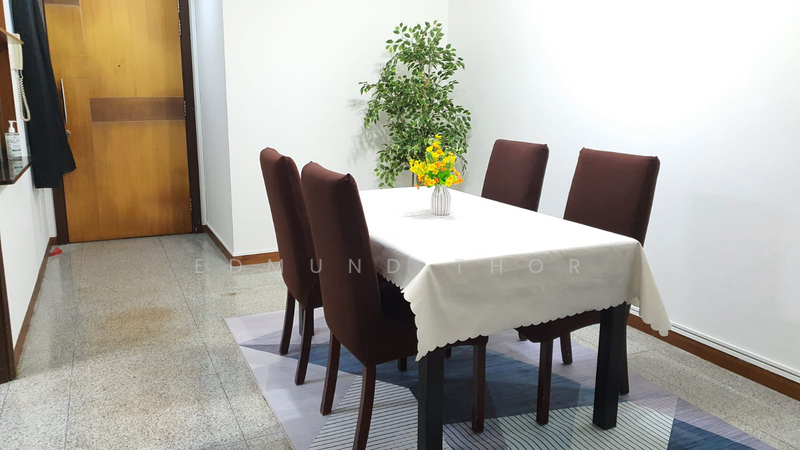 For Rent - The Warren