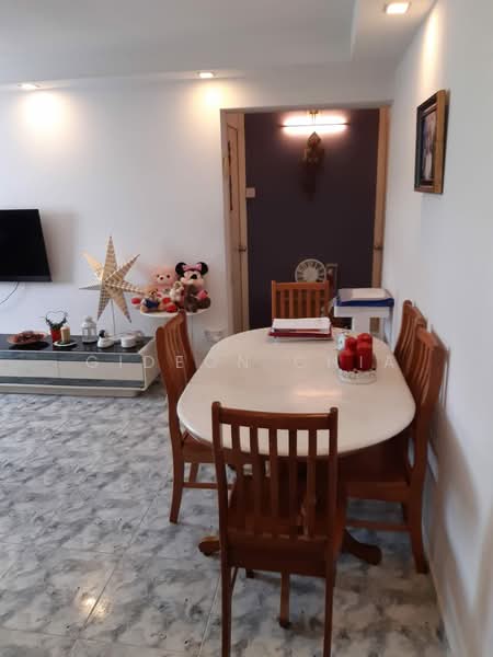405 Hougang Avenue 10, 405 Hougang Avenue 10, Room Rental, 170 sqft, HDB Flat For Rent, by Gideon Chia, 25229158 - PropertyGuru.com.sg