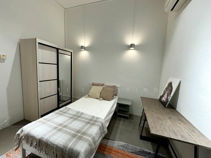 For Rent - Sennett Estate