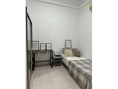 For Rent - Sennett Estate