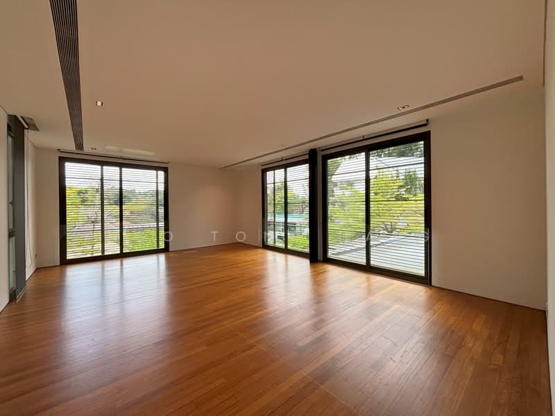 ❤️Elegant Modern Swettenham GCB ✨⭐, ⭐Swettenham Road, 6 Bedrooms, 12,000 sqft, Good Class Bungalow For Rent, by Ngo Tong Hang, 25229309 - Master Bedroom - PropertyGuru.com.sg