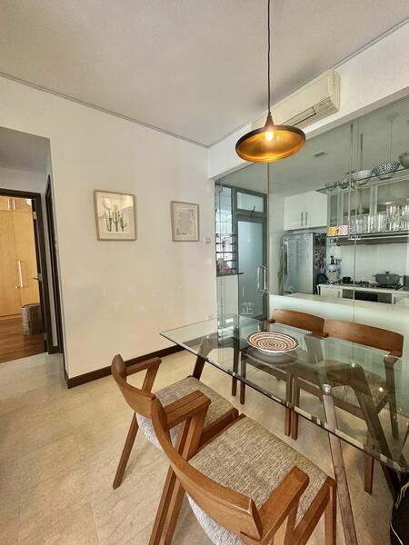 Watermark Robertson Quay Apartment For Sale at S$ 2,150,000 | PropertyGuru Singapore