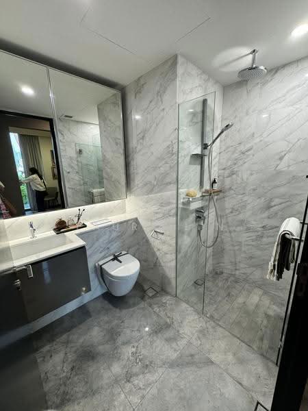 Midtown Bay, 122 Beach Road, Beach Road / Bugis / Rochor, 2 Bedrooms, 743 sqft, Condominium For Sale, by Laura Lin, 25230057 - PropertyGuru.com.sg