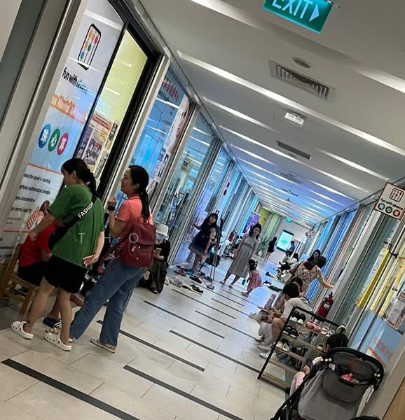 The MidTown, 1187 Upper Serangoon Road, 334 sqft, Mall Shop For Rent, by Thomas Ong, 25230930 - CommercialGuru.com.sg