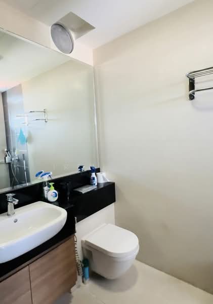 Centra Heights, 455 Sims Avenue, 1 Bedroom, 409 sqft, Condominium For Rent, by Irene See, 25231882 - PropertyGuru.com.sg