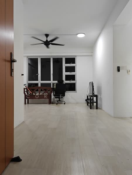 573A Woodlands Glen, 573A Woodlands Drive 16, 3 Bedrooms, 1,001 sqft, HDB Flat For Rent, by Coreen Loh, 25231976 - PropertyGuru.com.sg