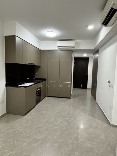 Park Colonial, 2 Woodleigh Lane, 2 Bedrooms, 678 sqft, Condominium For Rent, by Veronica Lee, 25232285 - PropertyGuru.com.sg