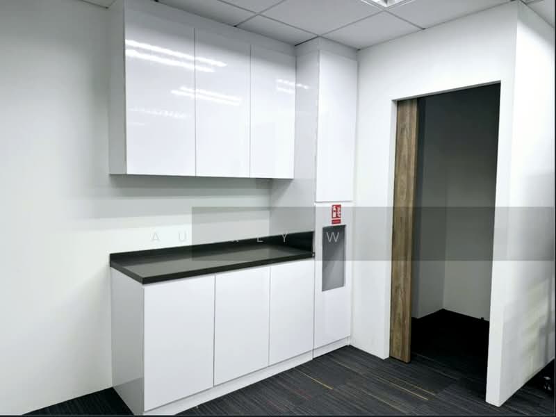 TripleOne Somerset, 111 Somerset Road, 900 sqft, Office For Rent, by Audrey Wee, 25232923 - CommercialGuru.com.sg
